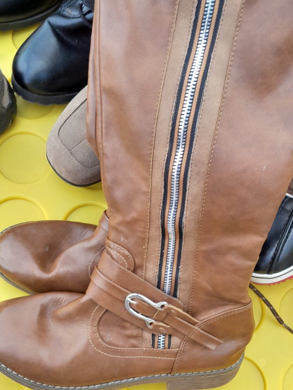 Zigi Soho Stephany Cognac Brown Knee High Riding Boots Faux Fur Lined